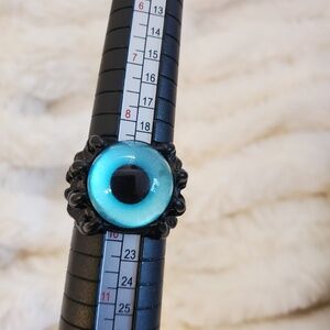 NWOT Epic Dragon Eye Ring
